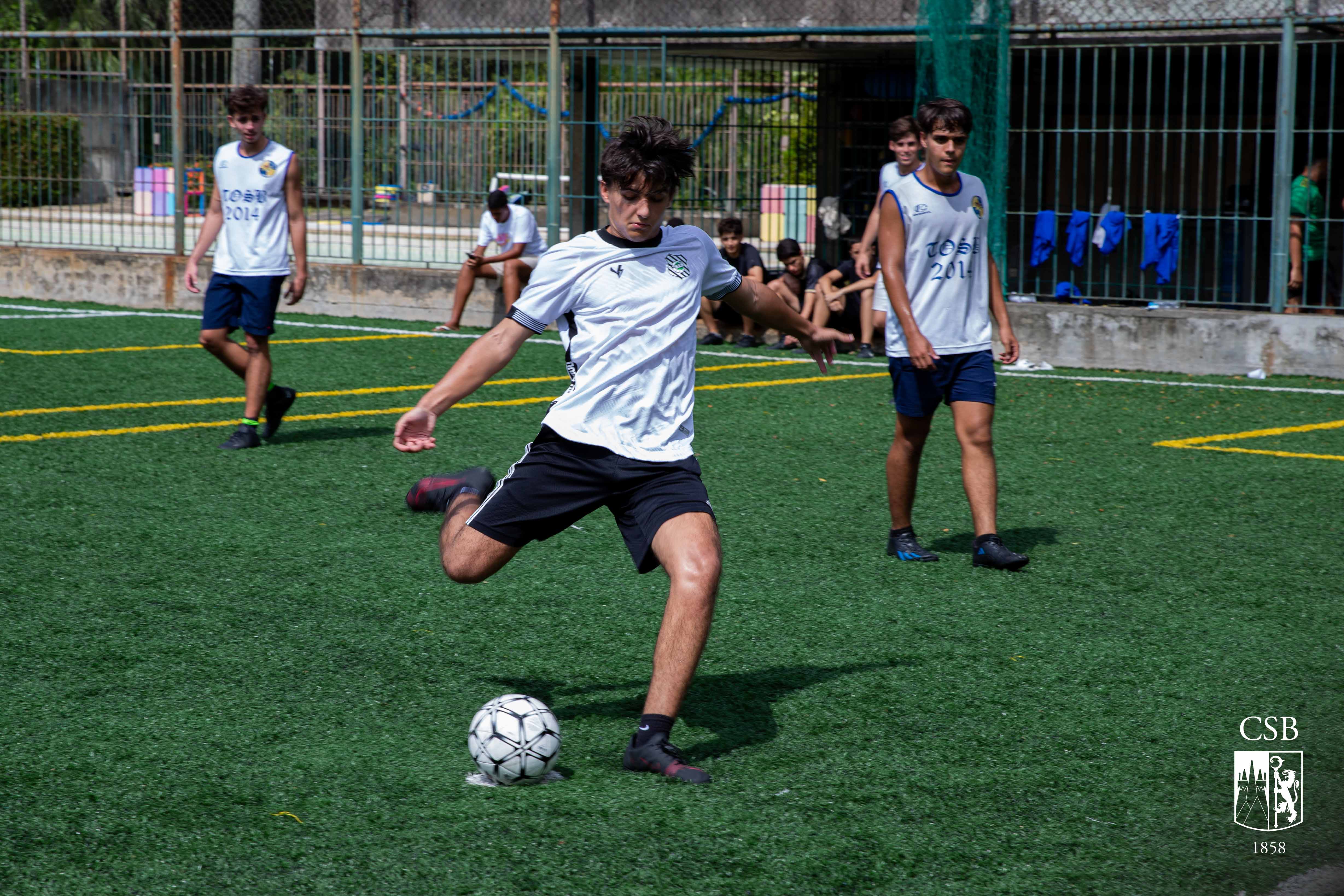 “Deu Green” vence torneio de futebol do GESB