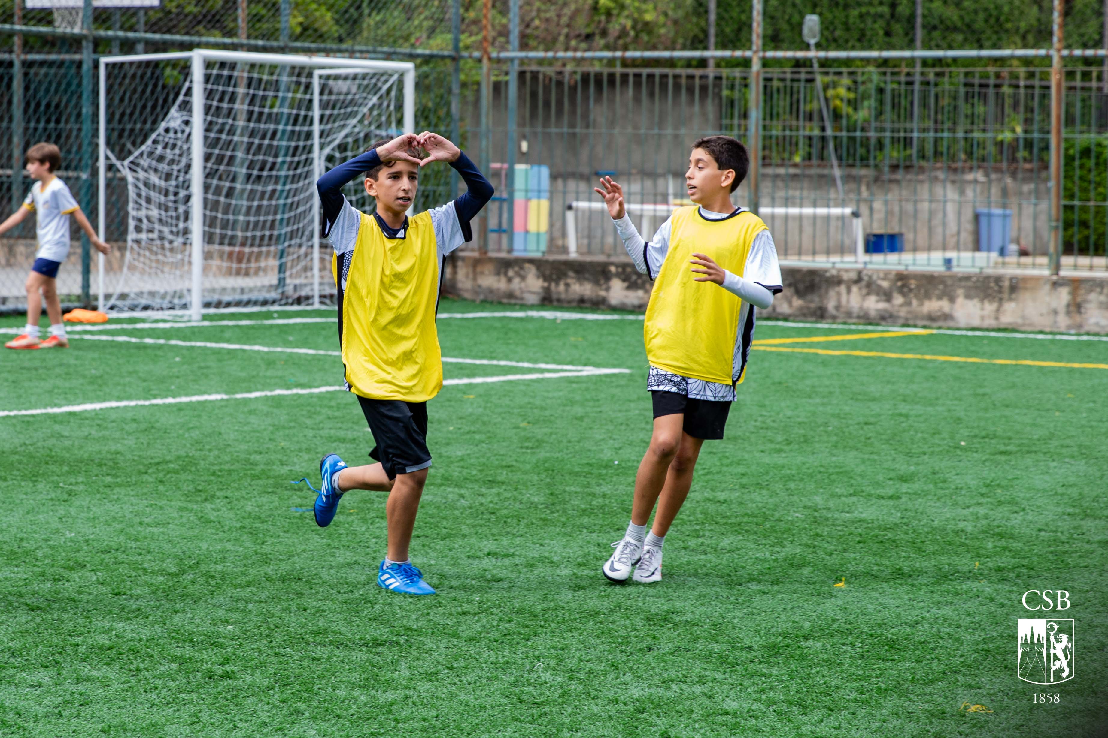 6º e 7º anos EF disputam Torneio Interclasse de Fut-7