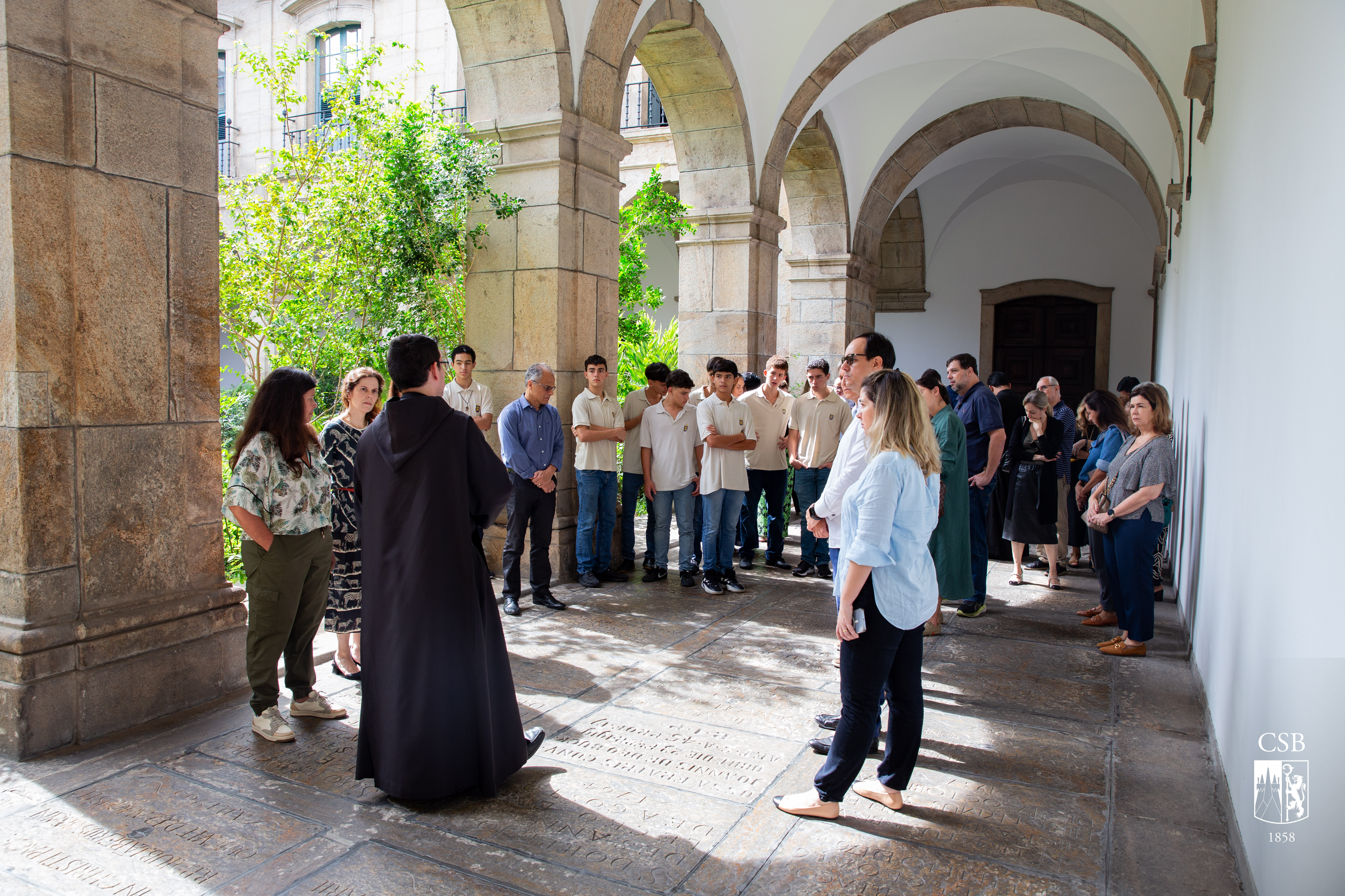 Alunos do Ensino Médio realizam Retiro Espiritual