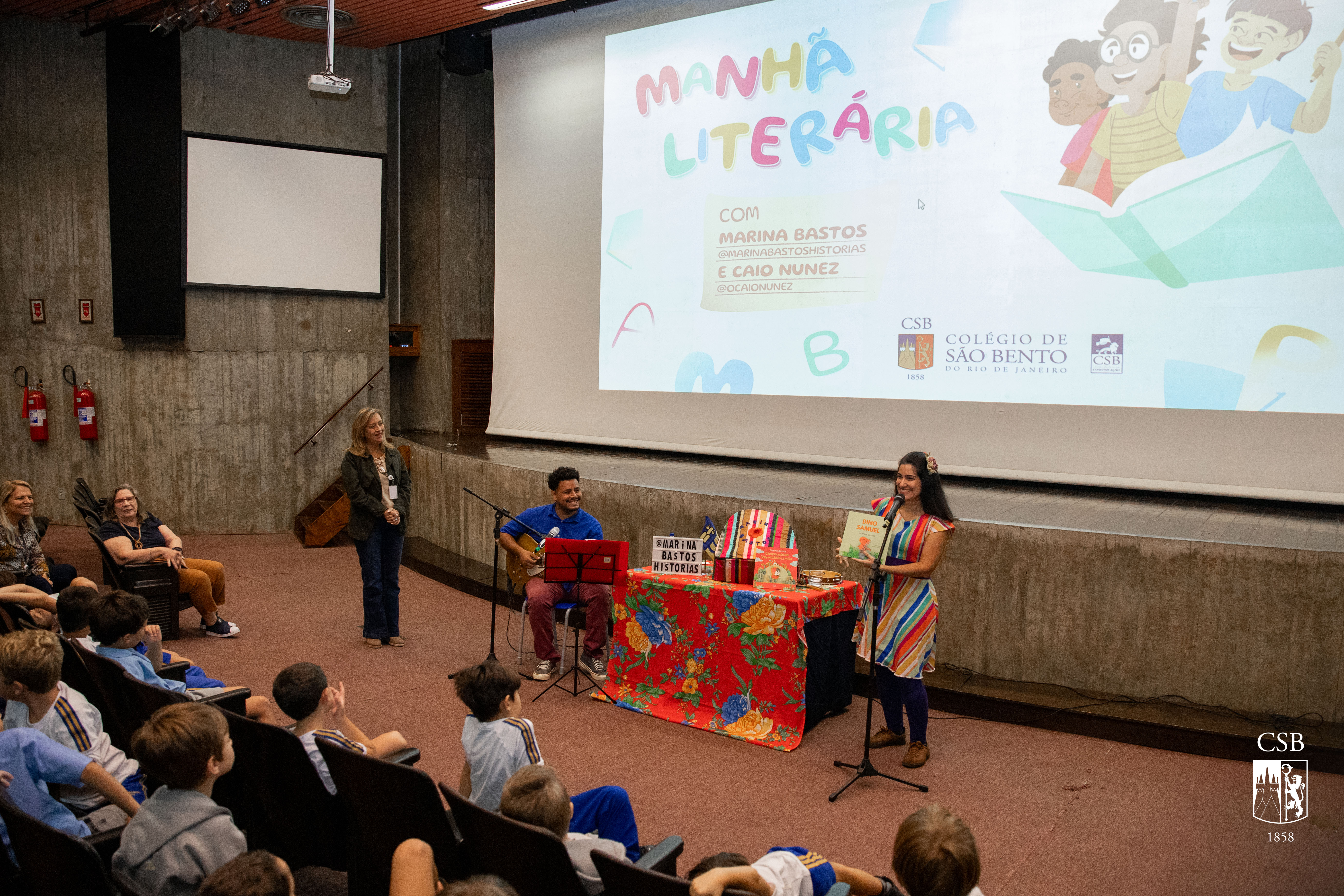 1º e 2º anos vivem manhã literária com autora e contadora de histórias