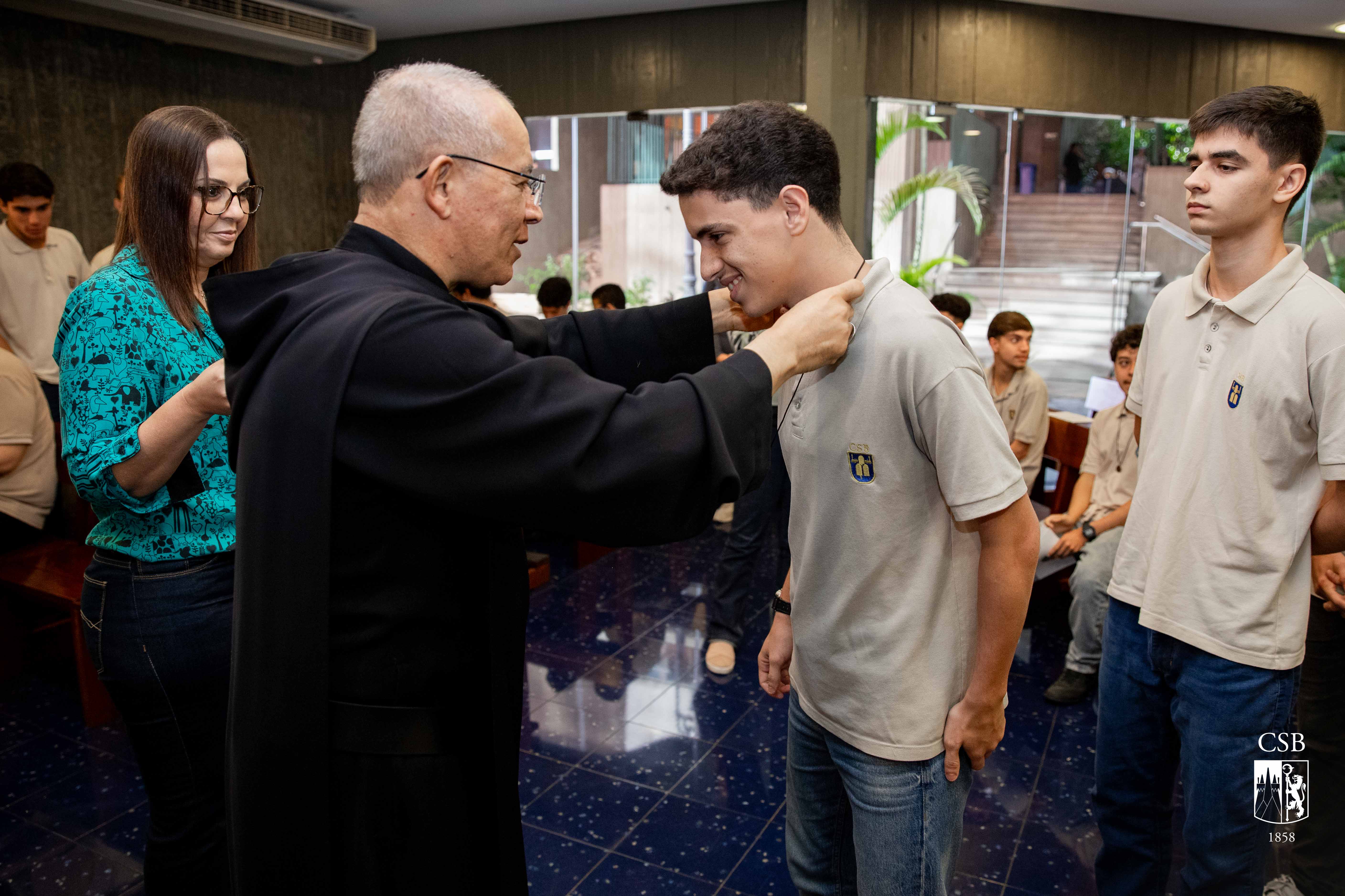 Bênção de Envio com alunos da 3ª série EM